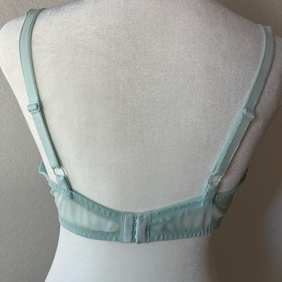 Betsey Johnson Soft Blue and White Lacey Underwire Bra 36DD - Picture 3 of 11